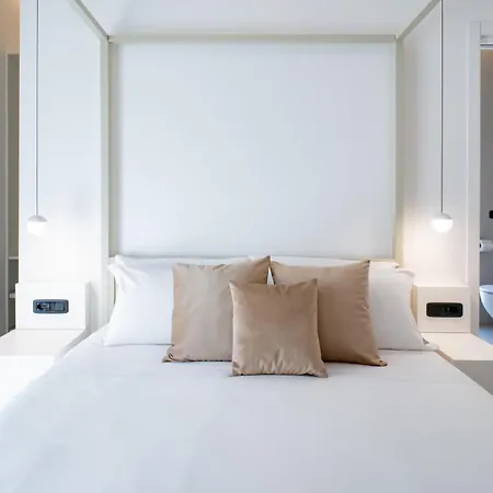 Lux Santa Lucia Bed & Breakfast Syracuse